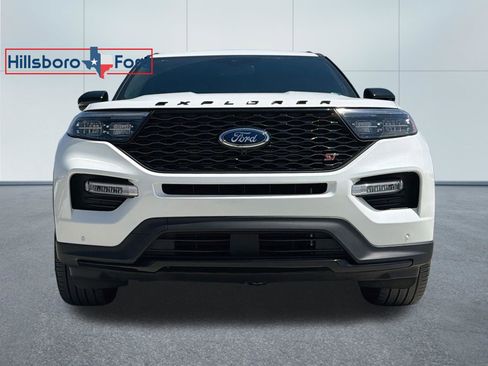 Used 2024 Ford Explorer ST w/ Equipment Group 401A AWD/4WD image 2