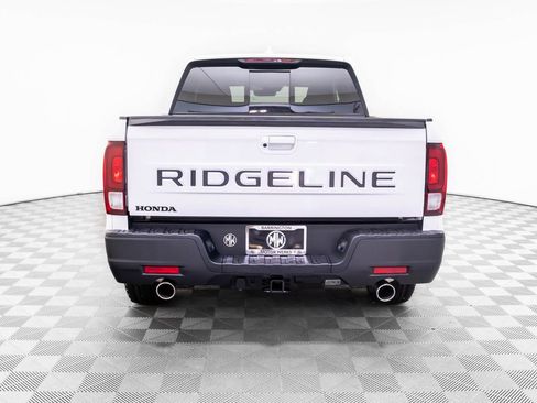 New 2025 Honda Ridgeline RTL image 4