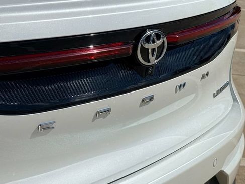 Used 2023 Toyota Crown AWD/4WD image 16