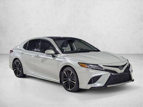 Used 2020 Toyota Camry XSE w/ Navigation Package image 3