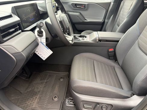 New 2026 Toyota RAV4 SE w/ Convenience Package AWD/4WD image 9