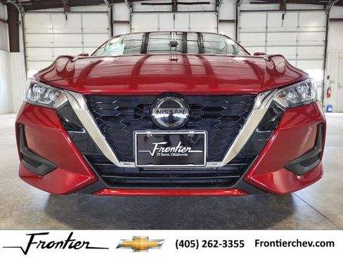 Used 2021 Nissan Sentra SV w/ Trunk Package image 8