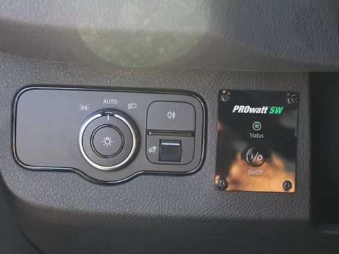 Used 2019 Mercedes-Benz Sprinter 3500 image 35
