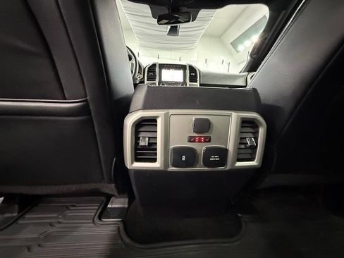 Used 2017 Ford F150 Lariat w/ Equipment Group 502A Luxury AWD/4WD image 26