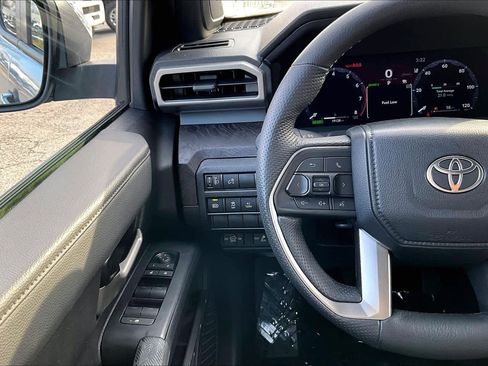 Used 2024 Toyota Tacoma Limited image 24