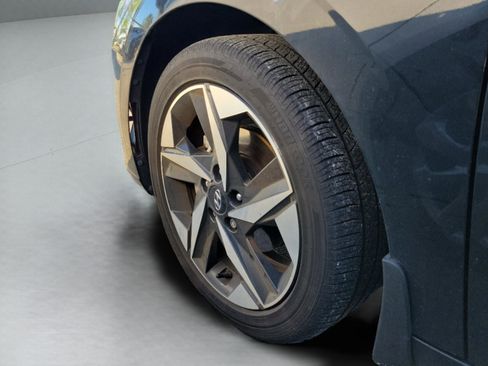 Certified 2023 Hyundai Elantra Limited w/ Cargo Package image 24