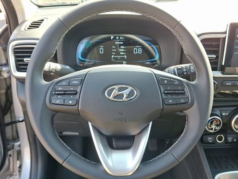 New 2026 Hyundai Venue SEL image 9
