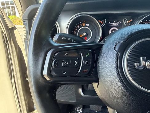 Used 2020 Jeep Gladiator Sport w/ Quick Order Package 24S AWD/4WD image 33