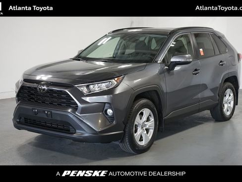 Used 2020 Toyota RAV4 XLE image 1