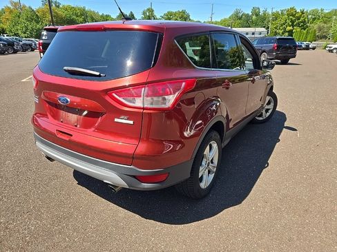Used 2016 Ford Escape SE FWD image 4