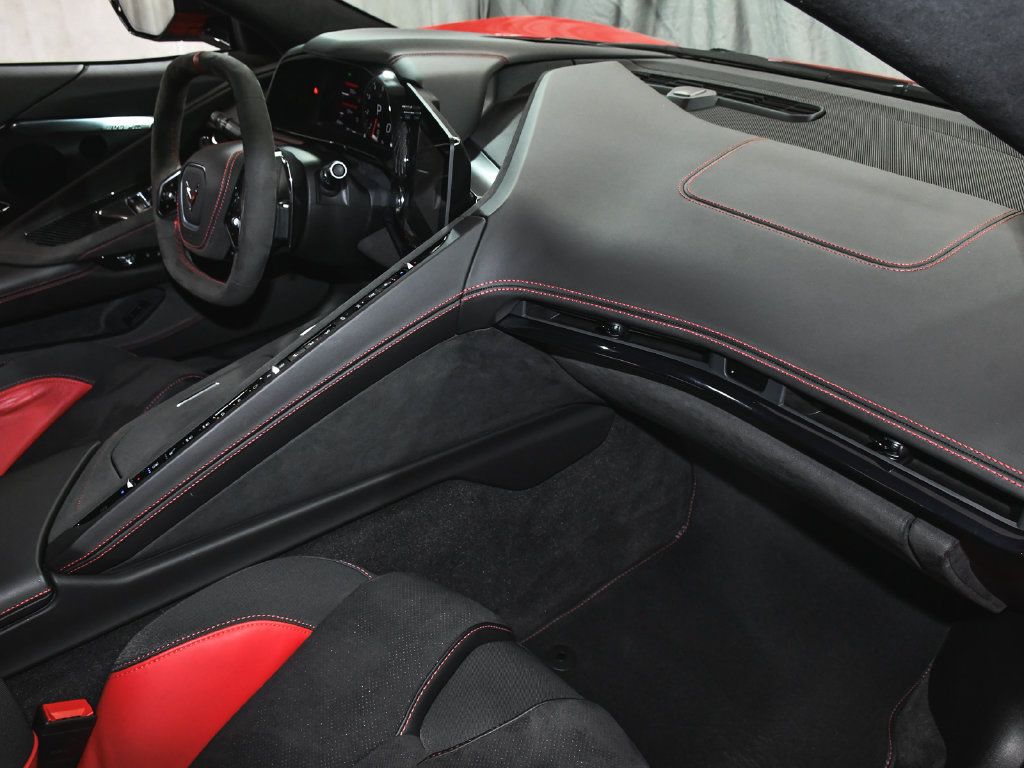 Used 2024 Chevrolet Corvette Stingray Premium Conv w/ Z51 Performance Package RWD image 56