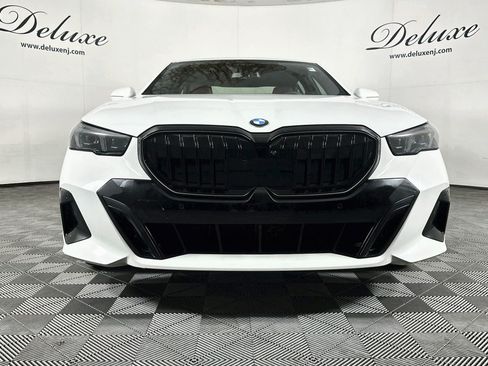 Used 2024 BMW 530i xDrive w/ M Sport Package AWD/4WD image 2