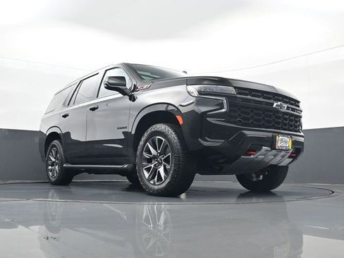 Used 2023 Chevrolet Tahoe Z71 w/ Luxury Package AWD/4WD image 24