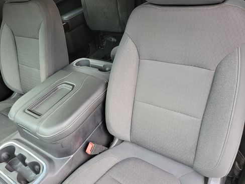 Used 2020 GMC Sierra 1500 Elevation w/ Elevation Value Package image 11