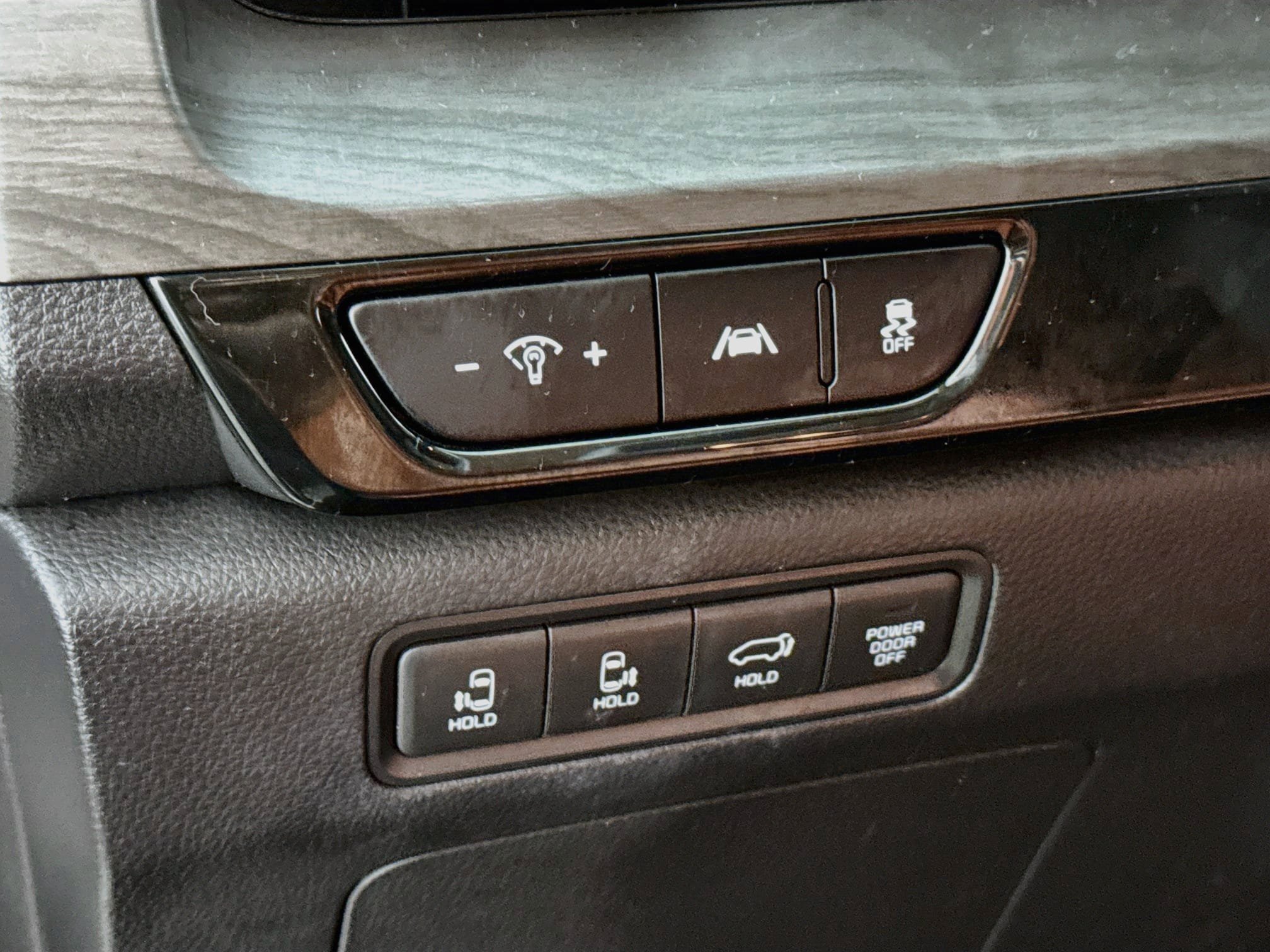 Used 2024 Kia Carnival SX FWD image 14