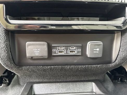 New 2026 Jeep Grand Wagoneer 2WD image 36