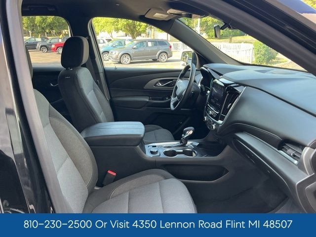 Used 2024 Chevrolet Traverse LT w/ Midnight/Sport Edition AWD/4WD image 36