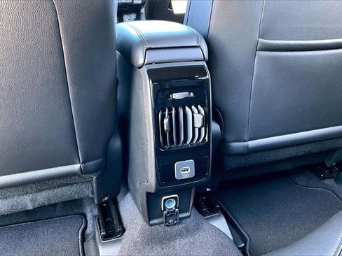 New 2026 Jeep Compass Latitude image 8