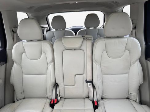 Certified 2022 Volvo XC90 T8 Inscription w/ Advanced Package image 12