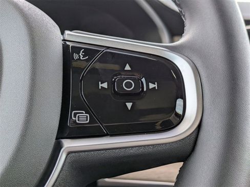 New 2026 Volvo XC90 B6 Plus w/ Protection Package Premier image 36