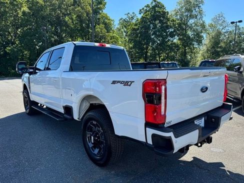 Used 2024 Ford F250 Lariat w/ Lariat Ultimate Package AWD/4WD image 6