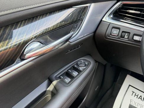 Used 2021 Cadillac XT6 Premium Luxury FWD image 29