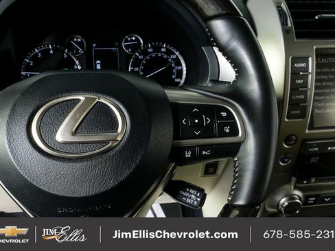 Used 2021 Lexus GX 460 Premium w/ Premium Package image 11