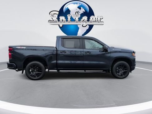 Used 2022 Chevrolet Silverado 1500 Custom image 10