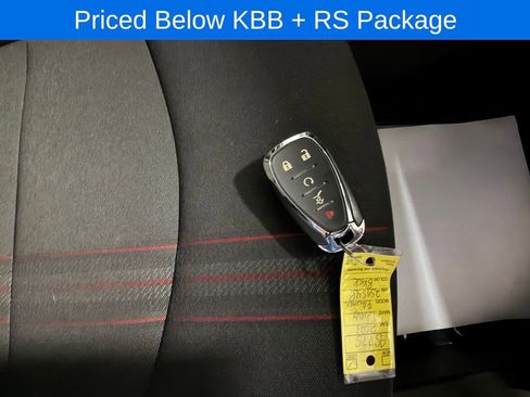 Used 2023 Chevrolet Equinox RS FWD image 26