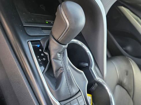Used 2019 Toyota Camry XLE w/ Carpet Mat Package FWD image 13