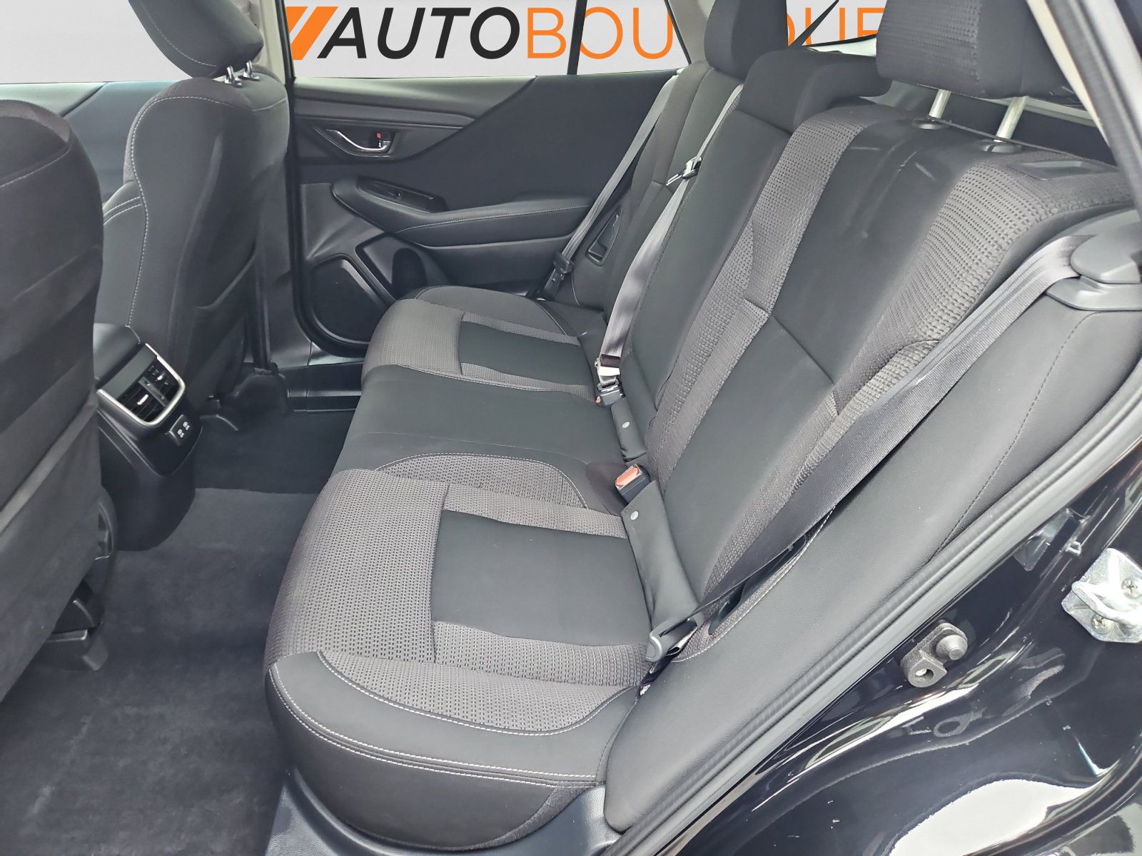 Used 2022 Subaru Outback Premium AWD/4WD image 14