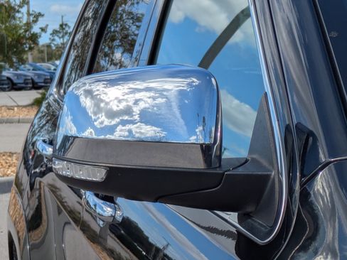 Used 2020 Jeep Grand Cherokee Summit image 13