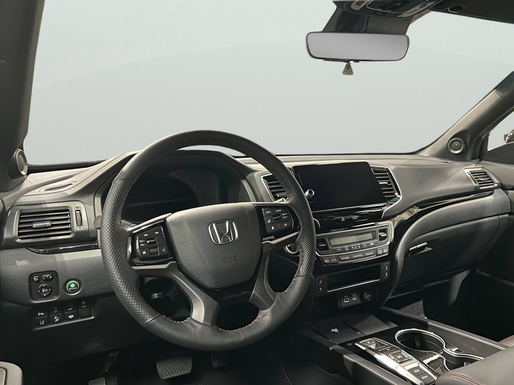 Certified 2026 Honda Ridgeline Black Edition image 11