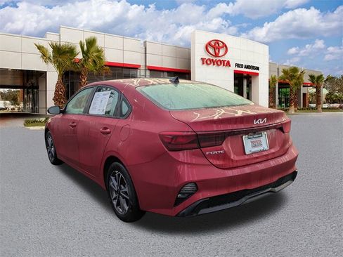 Used 2023 Kia Forte LXS image 6
