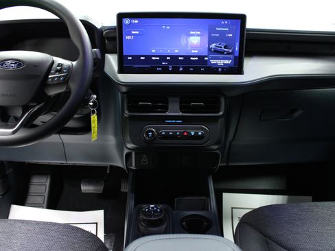 New 2025 Ford Maverick XL w/ Equipment Group 102A image 18