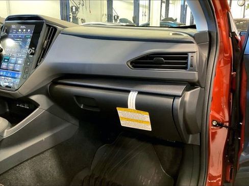 Used 2025 Subaru Crosstrek 2.5i Limited AWD/4WD image 16