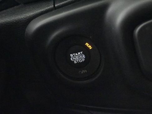 Used 2021 Jeep Wrangler Unlimited Sport image 29