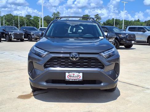 Certified 2025 Toyota RAV4 XLE w/ Convenience Package FWD image 4
