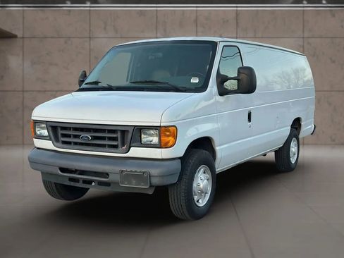 Used 2007 Ford E-350 and Econoline 350 Extended Super Duty image 20