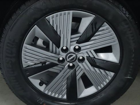 Used 2025 Nissan Murano SL w/ Cargo Package image 12