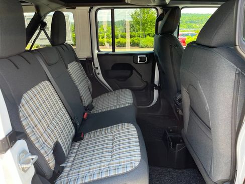 Used 2026 Jeep Wrangler Unlimited Sport AWD/4WD image 22
