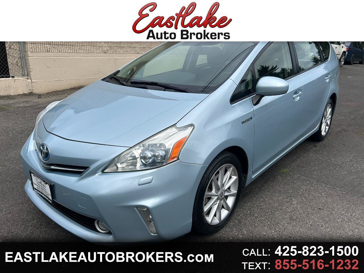 Used 2012 Toyota Prius V Five FWD image 1