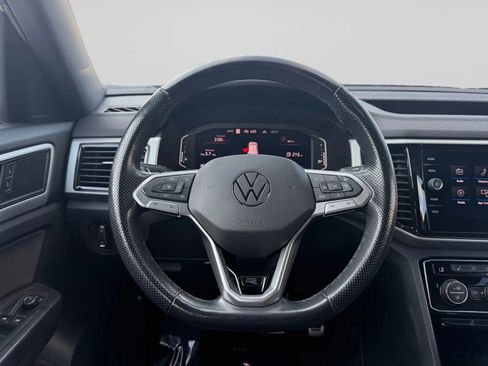 Used 2022 Volkswagen Atlas Cross Sport SEL R-Line AWD/4WD image 20