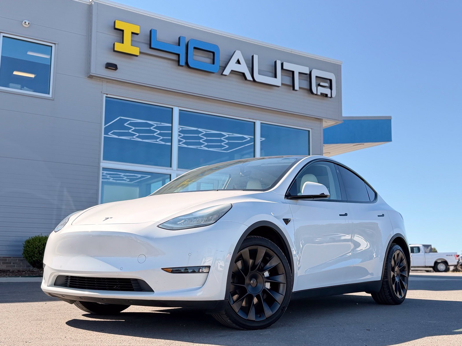 Used 2021 Tesla Model Y Long Range AWD/4WD image 1
