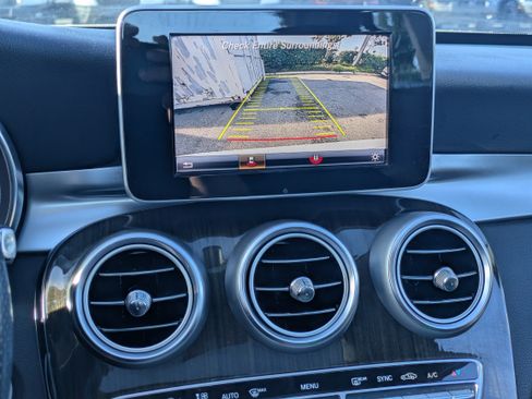 Used 2018 Mercedes-Benz C 300 4MATIC Sedan image 31