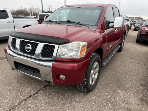 Used 2006 Nissan Titan LE w/ (S01) Side-Airbag Pkg w/ VDC image 3