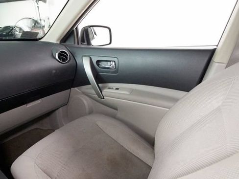 Used 2013 Nissan Rogue S w/ Special Edition Pkg AWD/4WD image 7