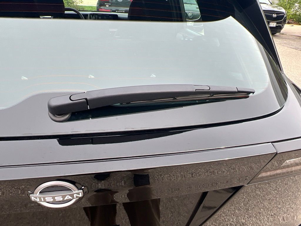 Certified 2025 Nissan Kicks S AWD/4WD image 34