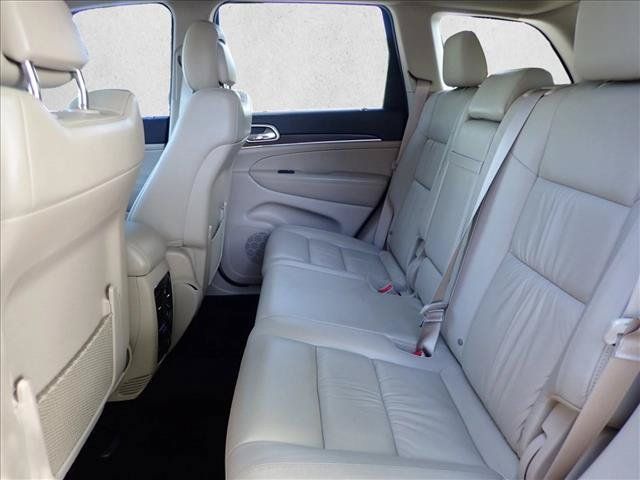 Used 2015 Jeep Grand Cherokee Limited AWD/4WD image 10
