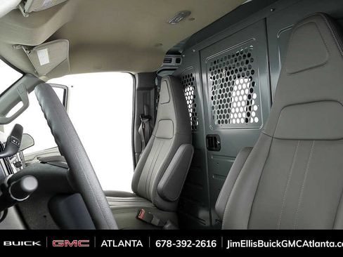 New 2025 GMC Savana 2500 w/ Driver Convenience Package RWD image 7